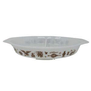Vintage Pyrex 963 Early American 1.5 Quart Divided Casserole Dish Brown on White
